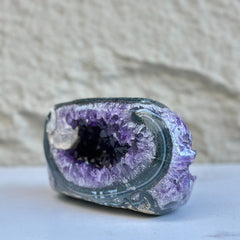 Semi precious stone, large amethyst geode