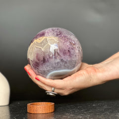 Amethyst gem, Geode decor